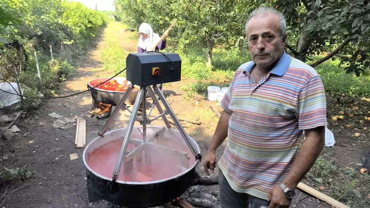 İnegöl’de Kazalar Önleyen Salça Karıştırma Makinesi