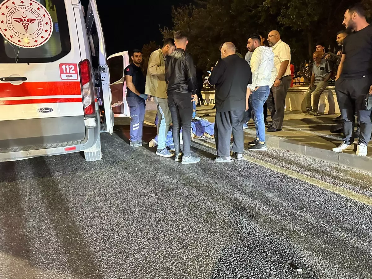 Polatlı’da Motosikletli Kurye TIR’a Çarptı