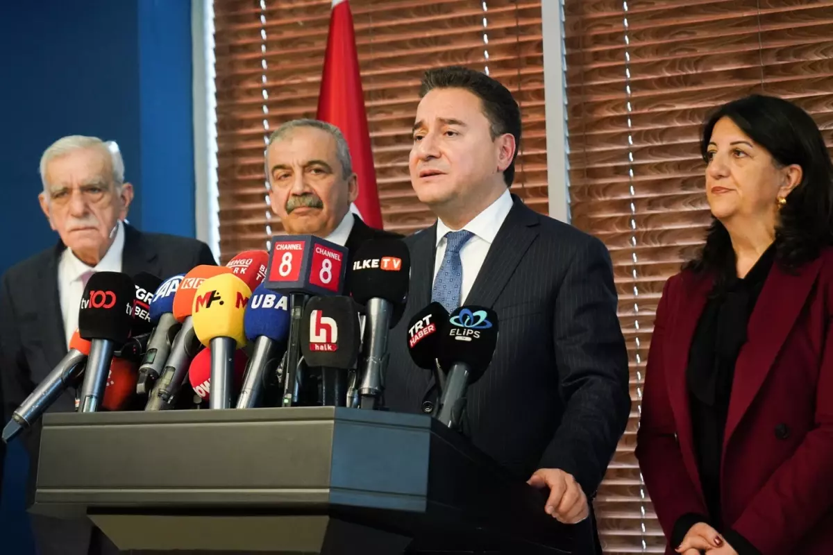 İmralı heyetinden DEVA Partisi’ne ziyaret! Babacan’ın Erdoğan’a bir çağrısı var