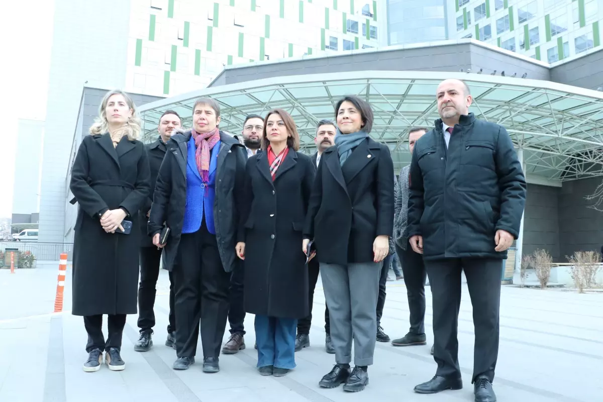 CHP Heyeti Sahte İçki Mağdurlarını Ziyaret Etti